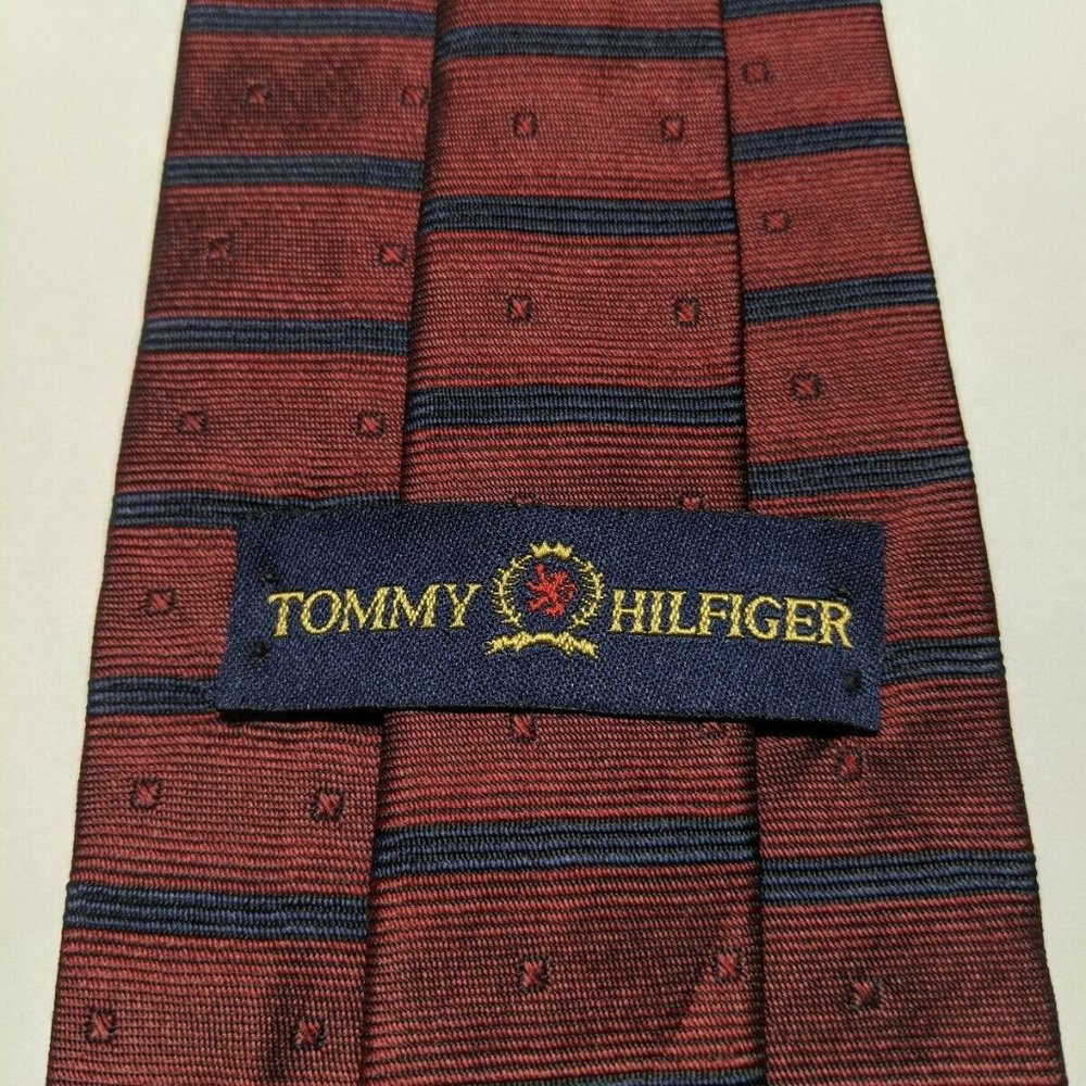 Tommy Hilfiger Horizontal Striped Silk Necktie - Picture 4 of 5
